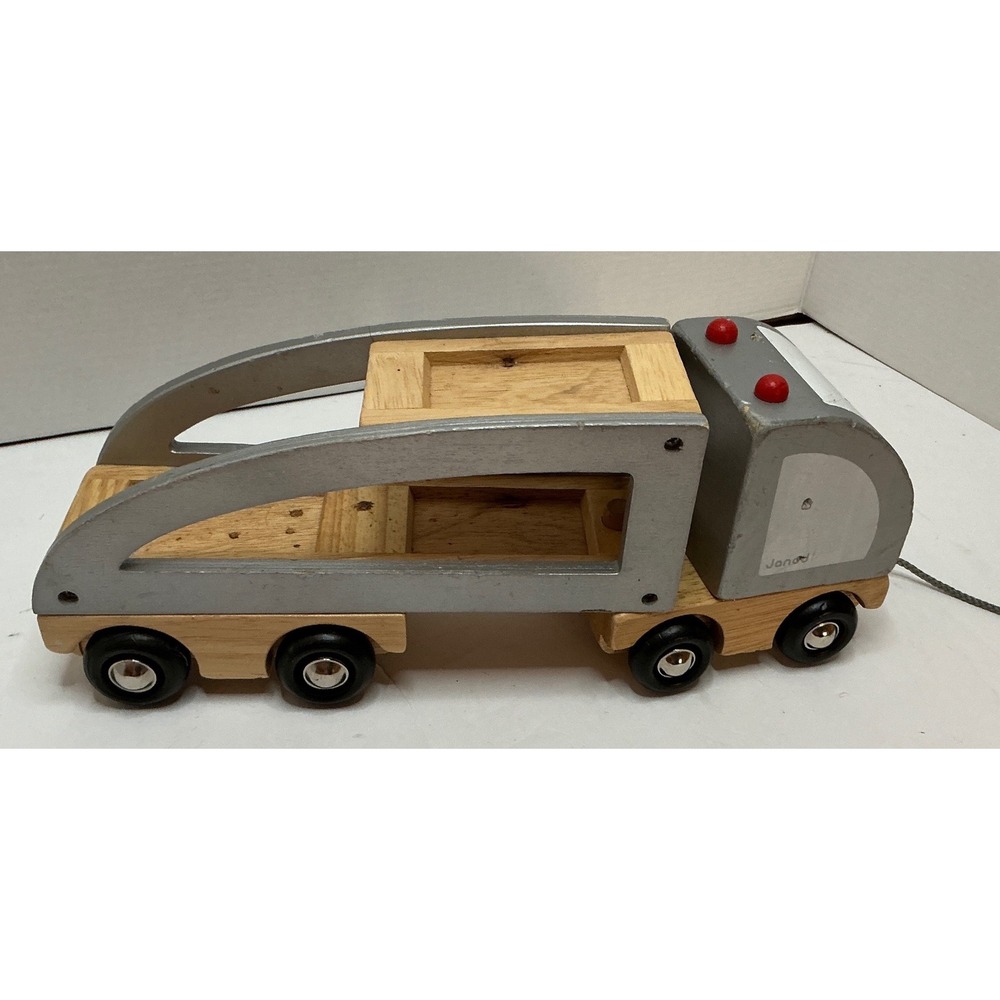 Janod Wooden Car Hauler Pull Toy Truck Silver Natural Wood Detachable Trailer